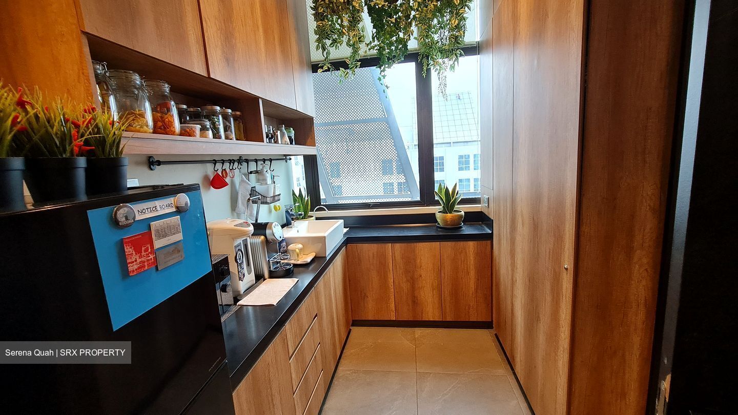 Hexacube (D14), Office #452374031